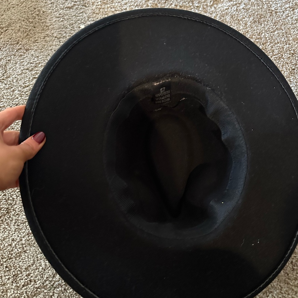 Hat - Picture 3 of 3
